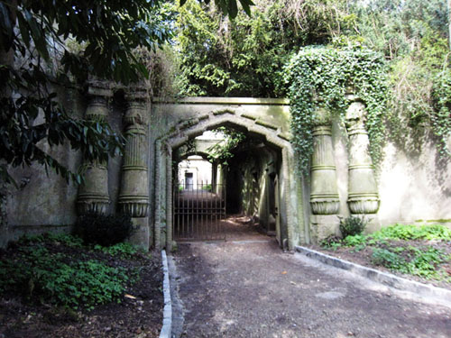 Egyptian Avenue